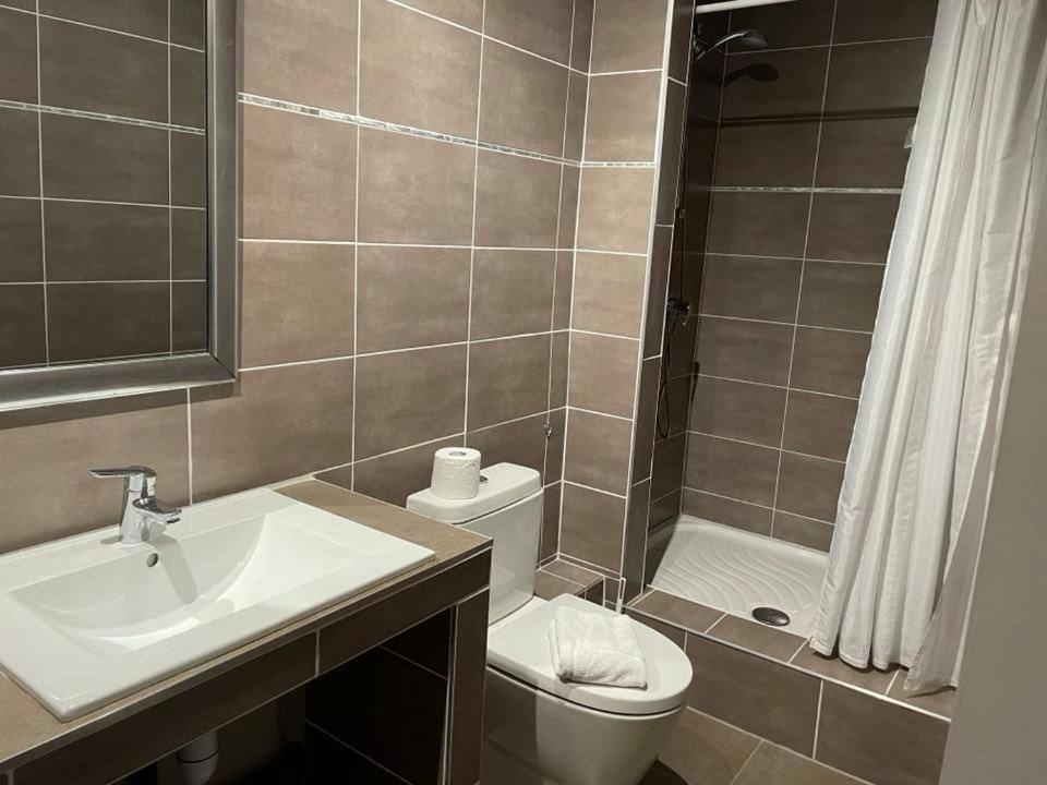 Hotel Le Globe Marsanne Kültér fotó